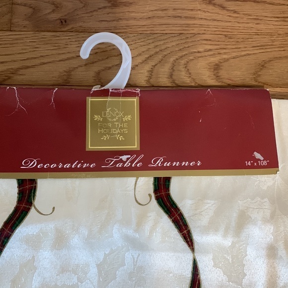 Lenox holiday table runner 108” - Picture 3 of 6